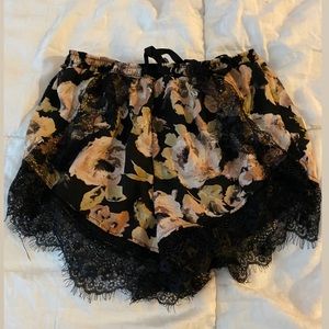 Floral flowy shorts